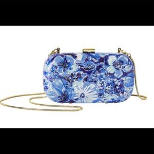 NWT Lilly Pulitzer hard case coastal blue clutch!